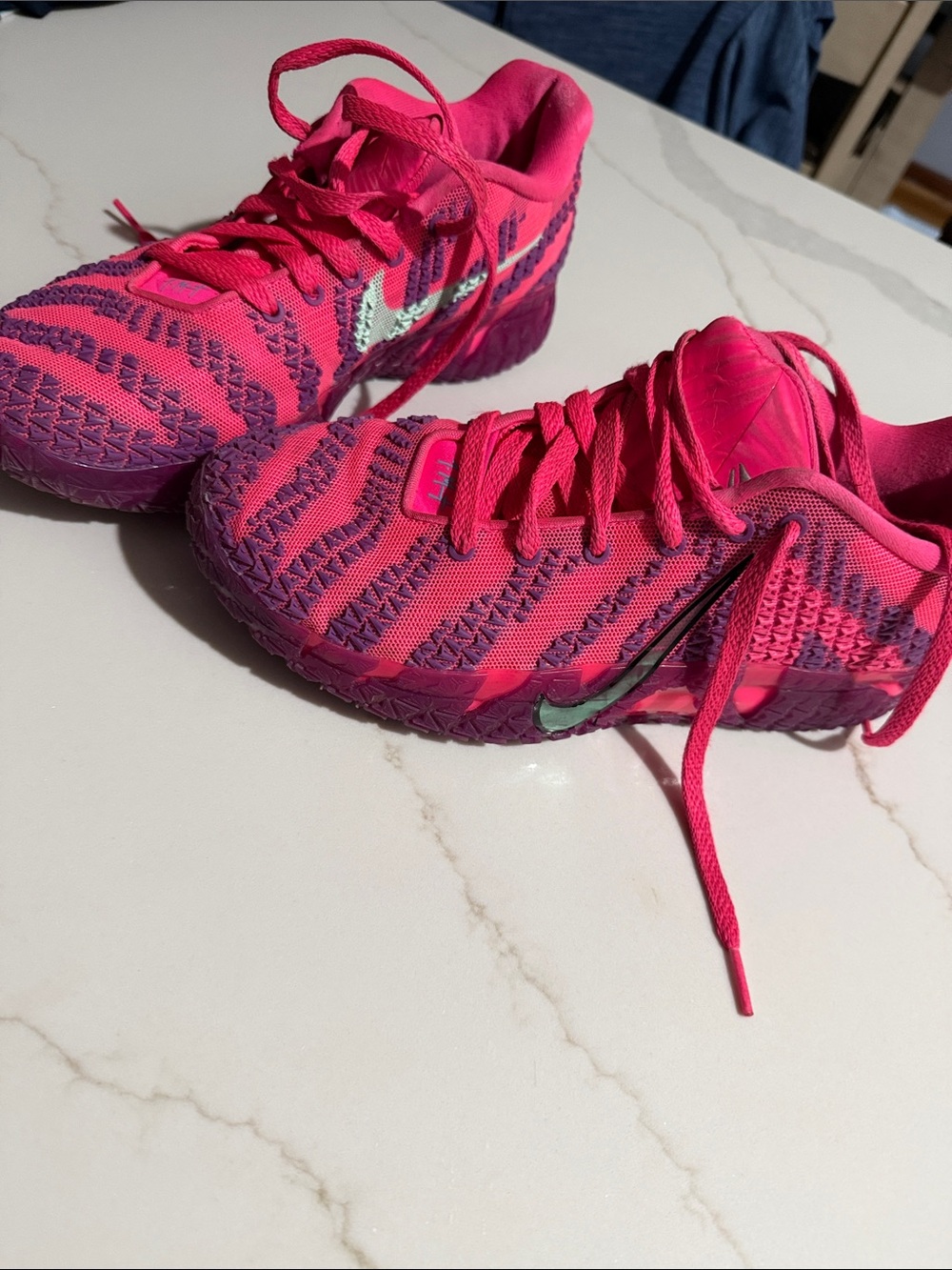Nike Men’s Pink Knit Training Shoes with Iridescent Swoosh